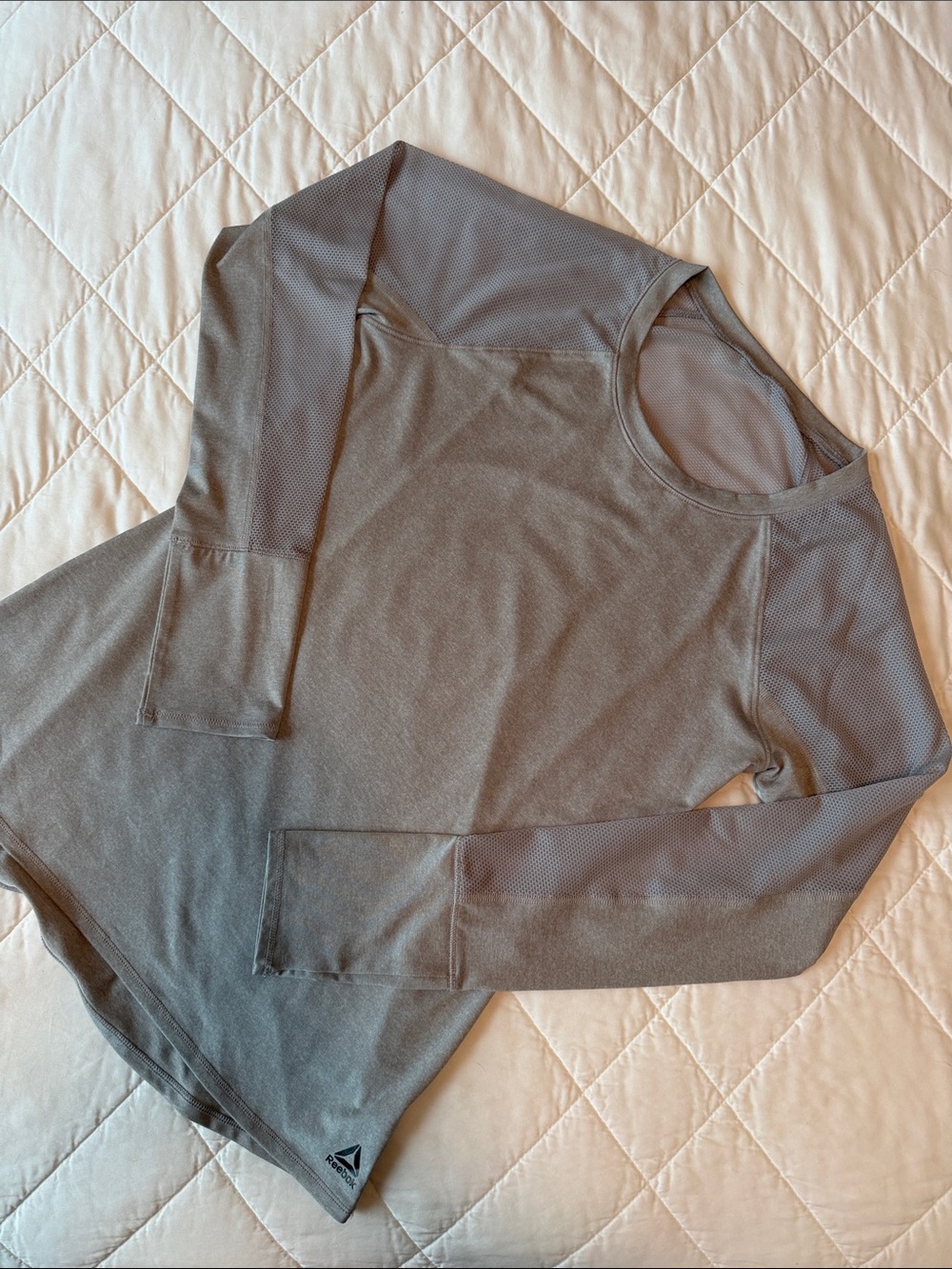 Reebok Long Sleeve Lightweight Moisture-Wicking Top